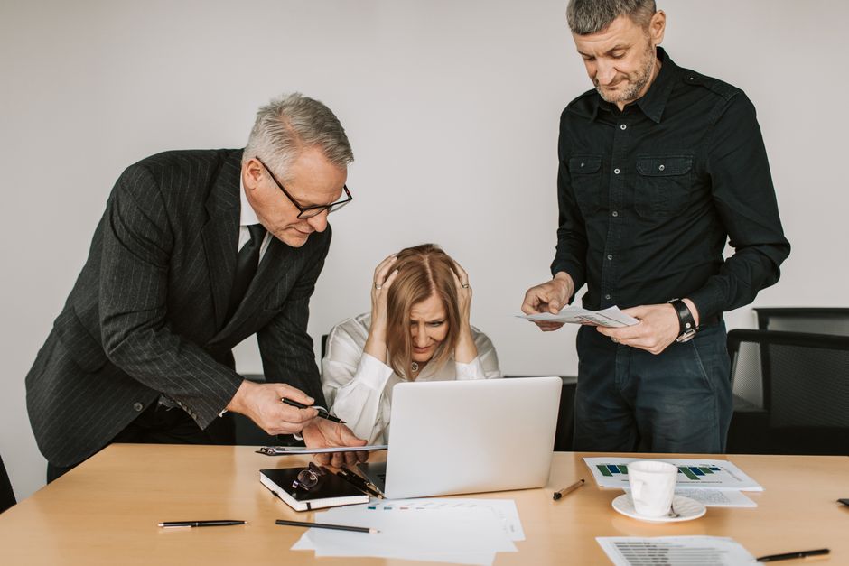 Mastering the Art of Conflict Resolution: How to Deal With Difficult People Without Losing Your Mind